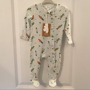 NWT Angel Dear Bamboo Ruffle Footie Nutcracker